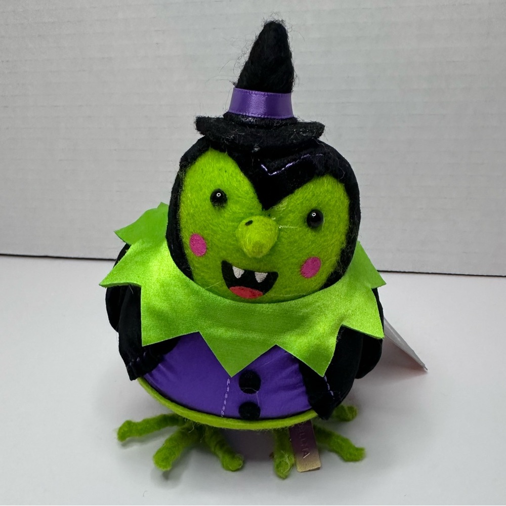 Hyde and Eek! "Spellma" Witch Bird Halloween Featherly Friends 2024 Green